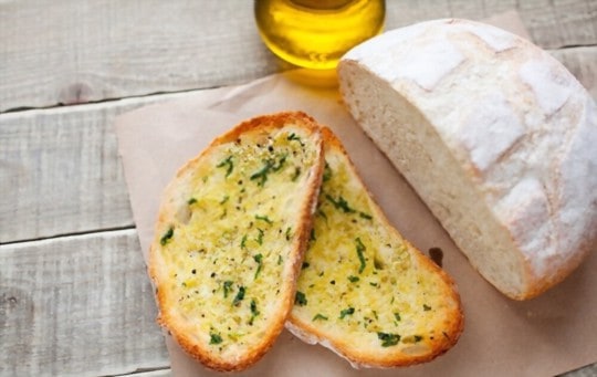 garlic bread with butter