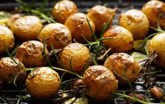 garlic and lemon roasted potatoes