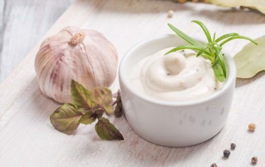 garlic yogurt sauce